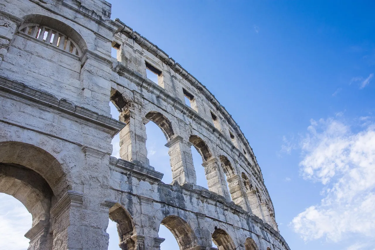 Pula (Pulj)
